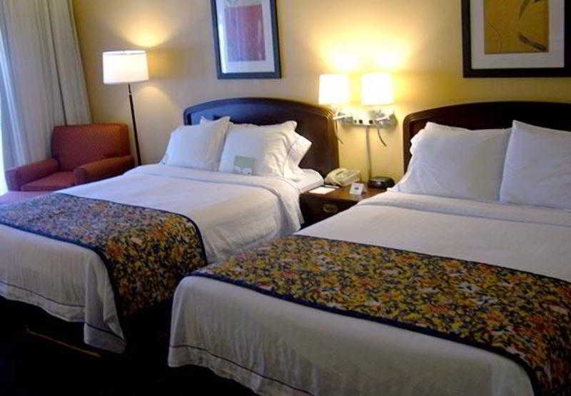 Hotel Courtyard Memphis East/Bill Morris Parkway Zewnętrze zdjęcie