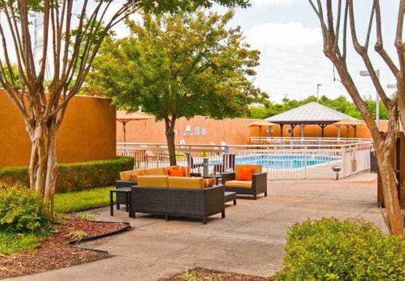 Hotel Courtyard Memphis East/Bill Morris Parkway Zewnętrze zdjęcie