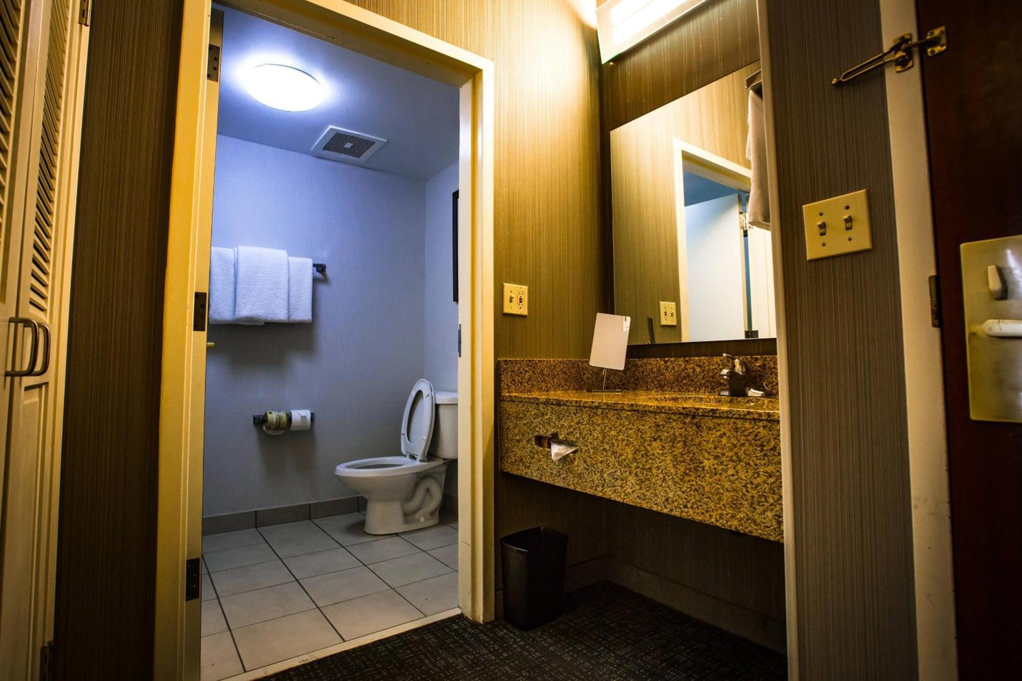 Hotel Courtyard Memphis East/Bill Morris Parkway Zewnętrze zdjęcie