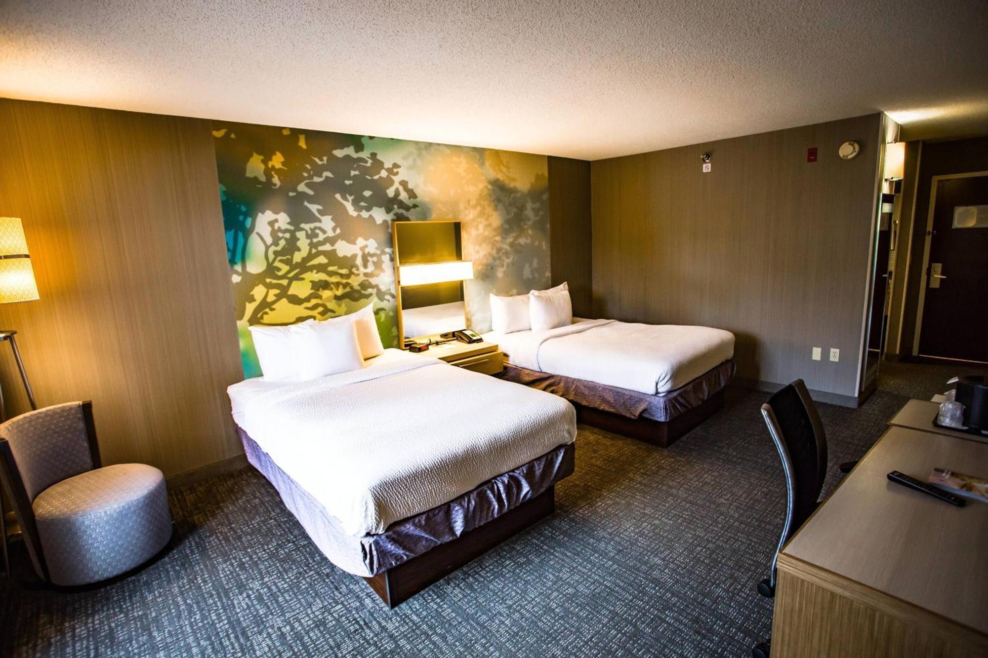 Hotel Courtyard Memphis East/Bill Morris Parkway Zewnętrze zdjęcie
